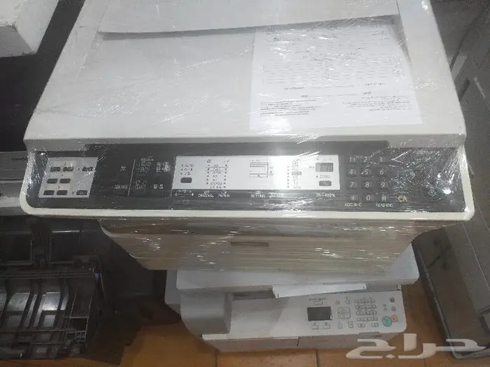 آلة التصوير شارب ابيض و اسود A4 A3 1