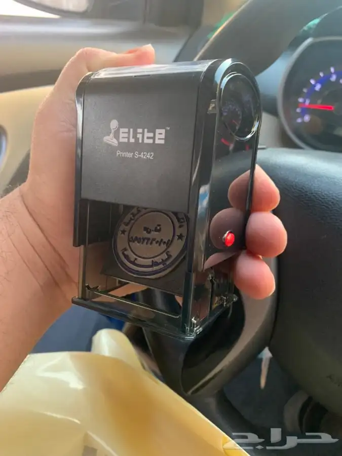 أكياس قماش تاقات عبايات لوقو جلد بوكسات عبايات ليبل قماش 8