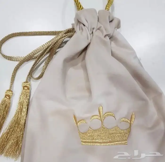 اكياس عبايات و تطريز 13