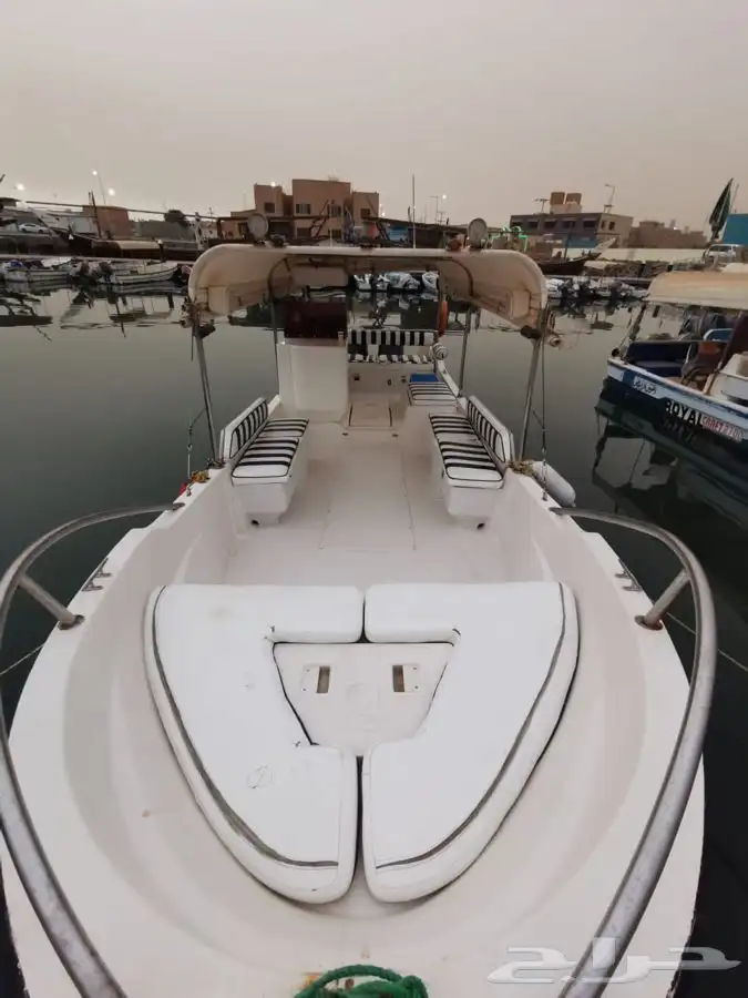 الشبح الاسود للرحلات البحرية من مرسى الحافة بجازان 4