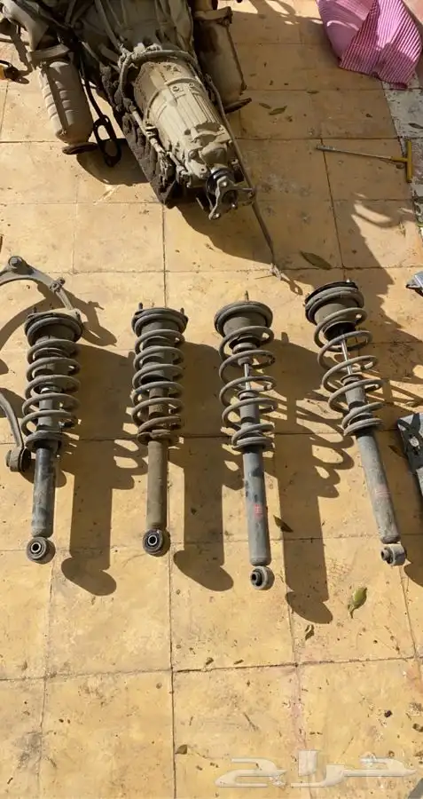 قطع غيار لكزس 400 LS 2