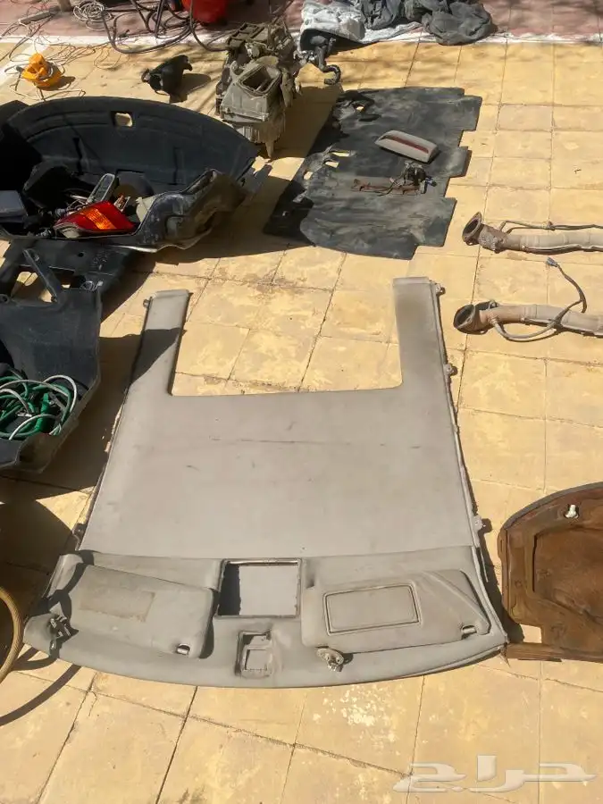 قطع غيار لكزس 400 LS 8