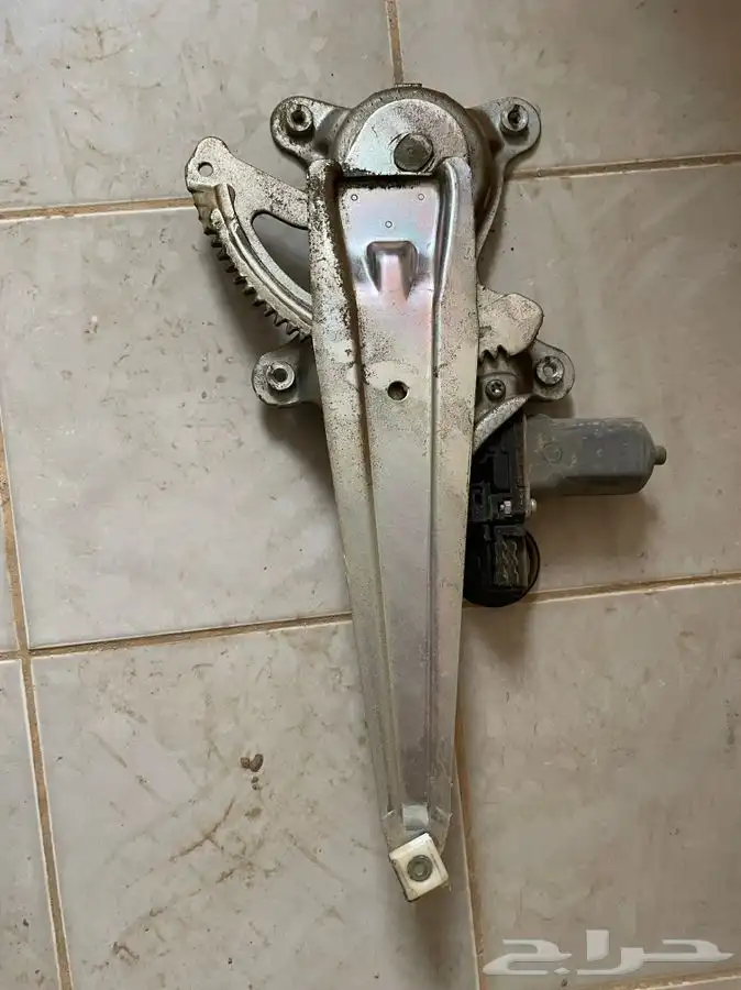 ماكينة قزاز مع دينمو كورولا 0