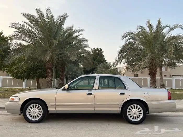 فورد ماركيز 2010 ( مخزن ) ممشى 119 الف (( تم البيع )) 4