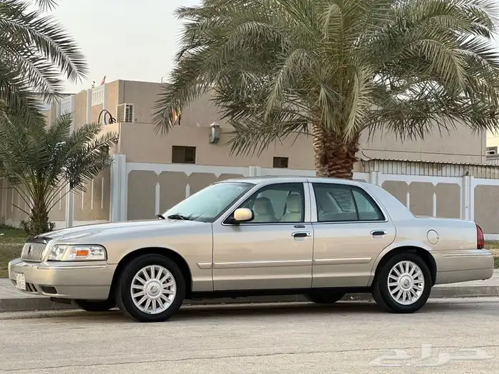 فورد ماركيز 2010 ( مخزن ) ممشى 119 الف (( تم البيع )) 7