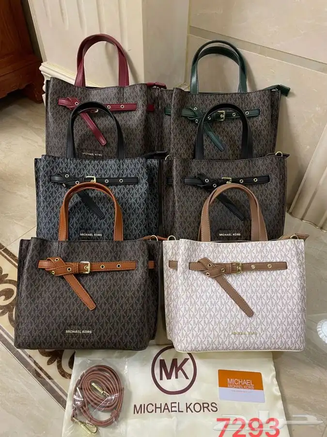 شنط ماركه درجه اولى 23