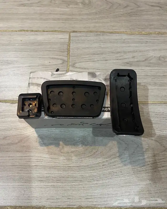 دعسات الفرامل والبنزين والبريك استيل 2