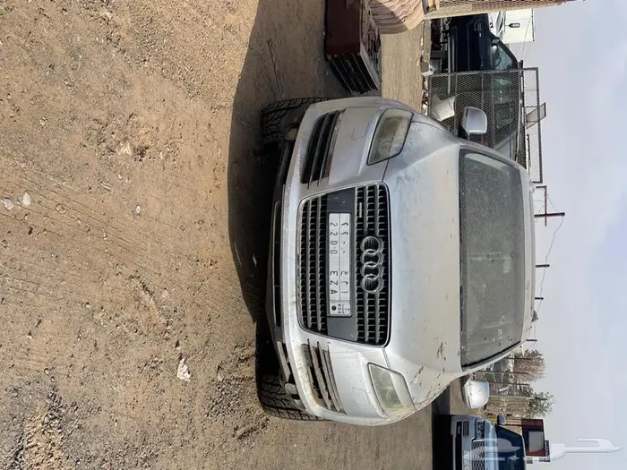 اودي Q7 موديل 2009 قطع غيار فقط 1