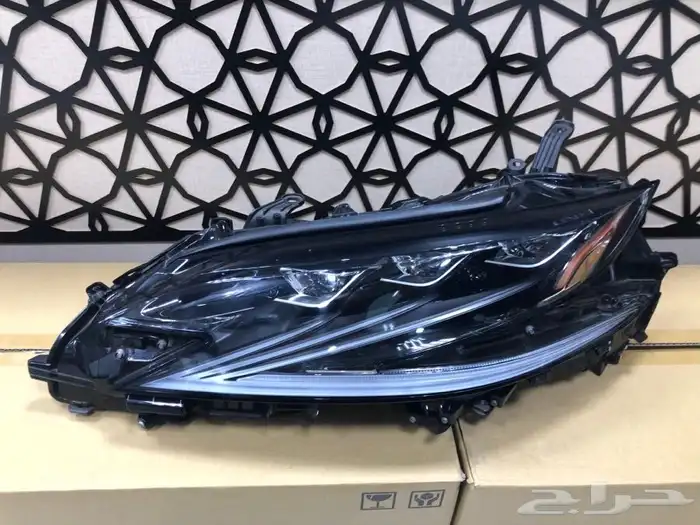 شمعه لكزس يسار LS500 موديل 2019 3