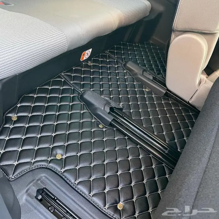 ارضيات جلد فاخره للسيارات  2