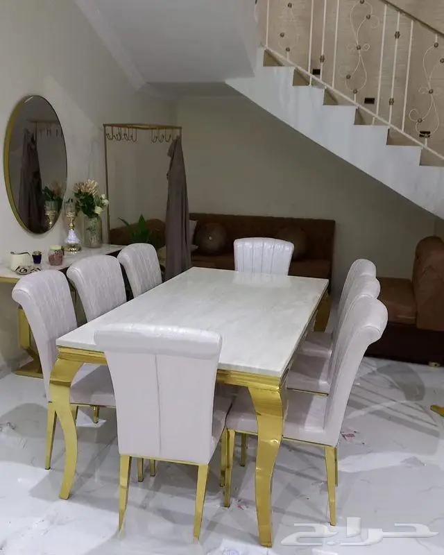 طاولات طعام رخام و ستيل ذهبي فضي اشكال مختلفة 0