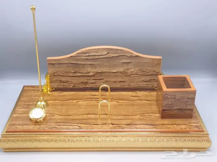 لوحات مكتبية ودروع تذكارية 15
