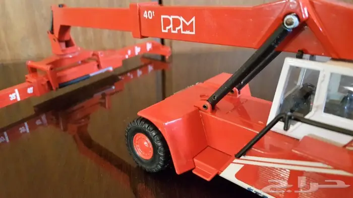 مجسم كرين رافعة حاويات تلسكوبي اسباني 9