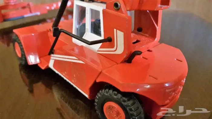 مجسم كرين رافعة حاويات تلسكوبي اسباني 12