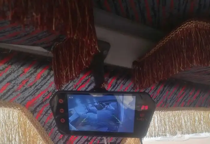 عربة نقل خيل 5 روس للتوصيل 3