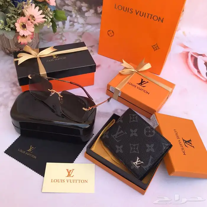 شنط وساعات 69