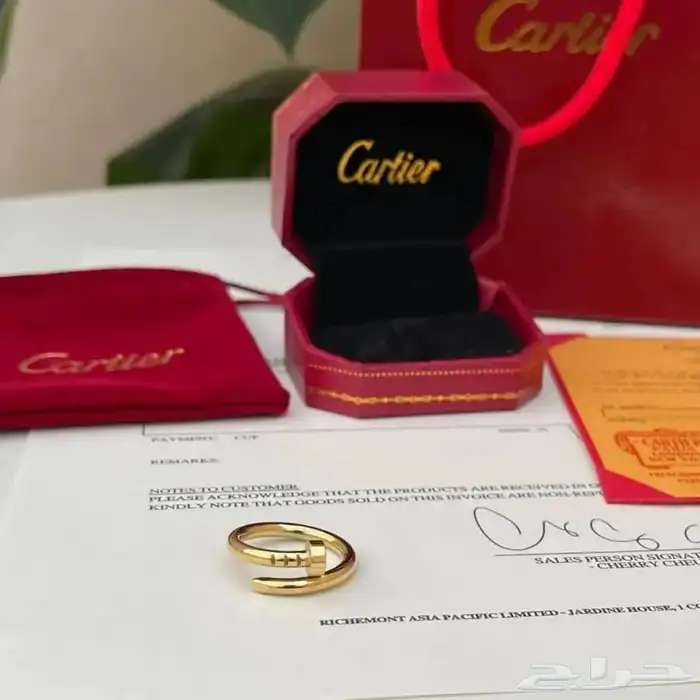 شنط وساعات 90