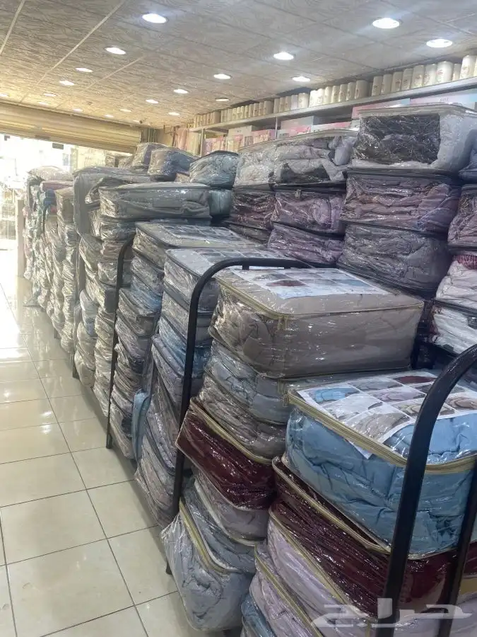 الاثاث سرير مخد مرتب مرتب 43