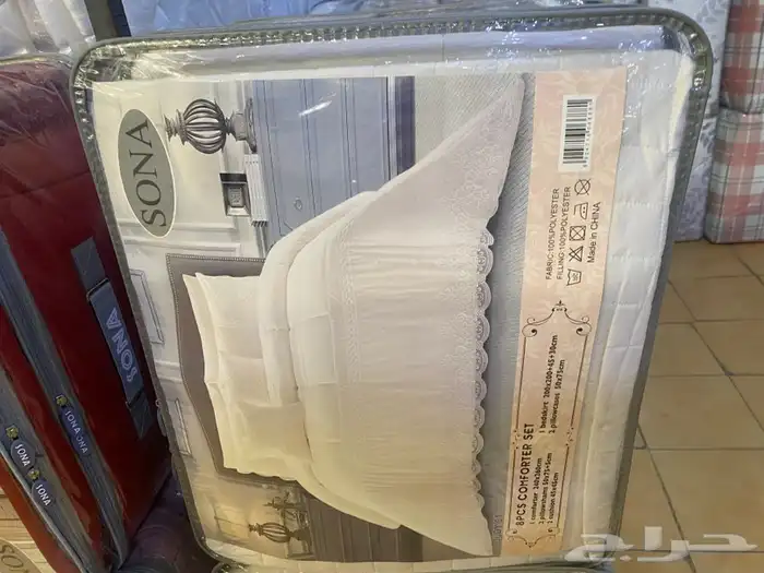 الاثاث سرير مخد مرتب مرتب 33