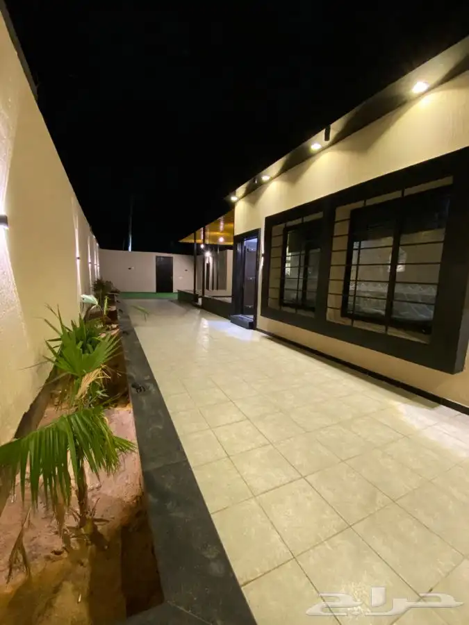 للبيع شاليه واستراحة لا في ان روز 28