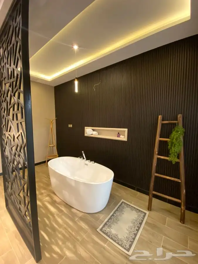 للبيع شاليه واستراحة لا في ان روز 6