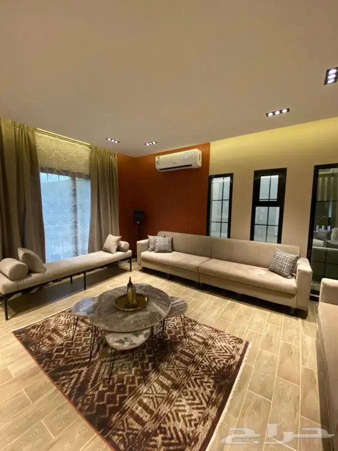 للبيع شاليه واستراحة لا في ان روز 18