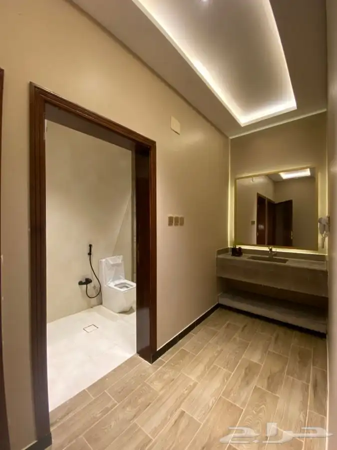 للبيع شاليه واستراحة لا في ان روز 7