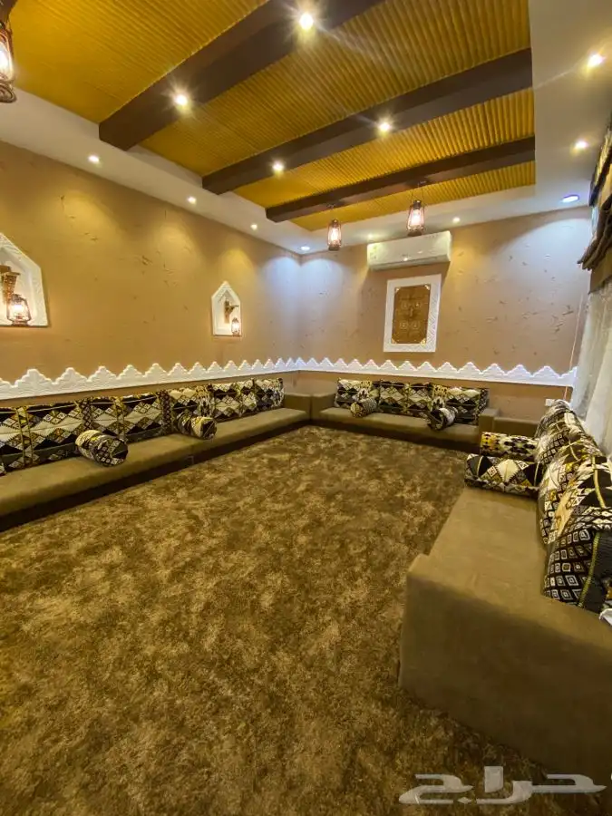 للبيع شاليه واستراحة لا في ان روز 21