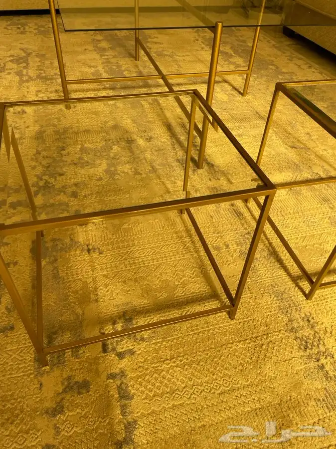 طاولة قهوة وسط مع طاولتين خدمة 2