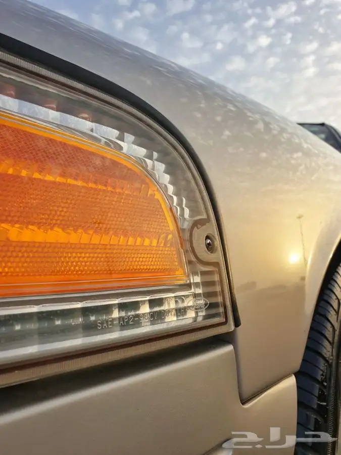 ( مباع ) فورد كراون فكتوريا 2011 10