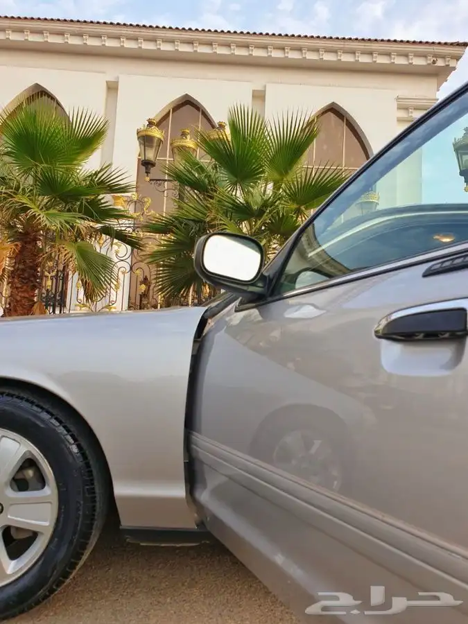 ( مباع ) فورد كراون فكتوريا 2011 16