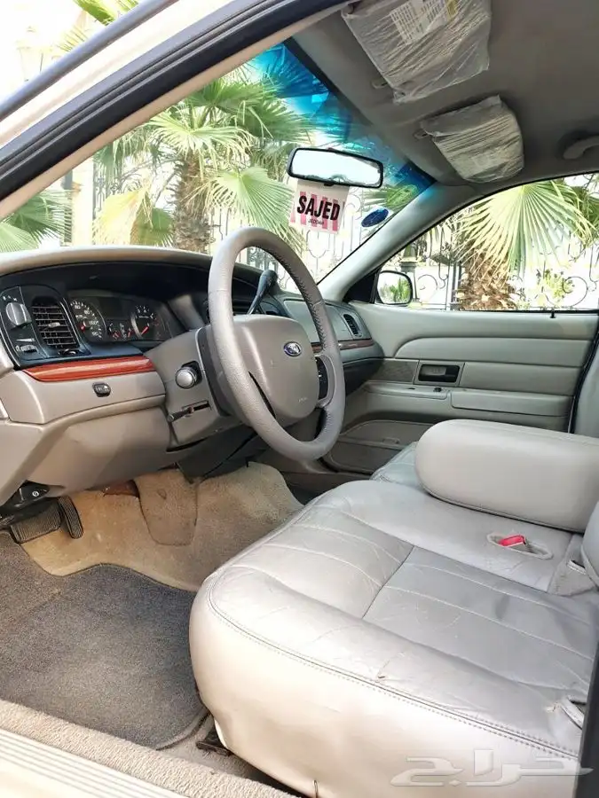 ( مباع ) فورد كراون فكتوريا 2011 28