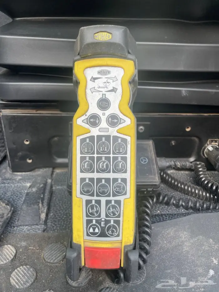 ( تم البيع ) اكتروس لقر حاويات 2012 9