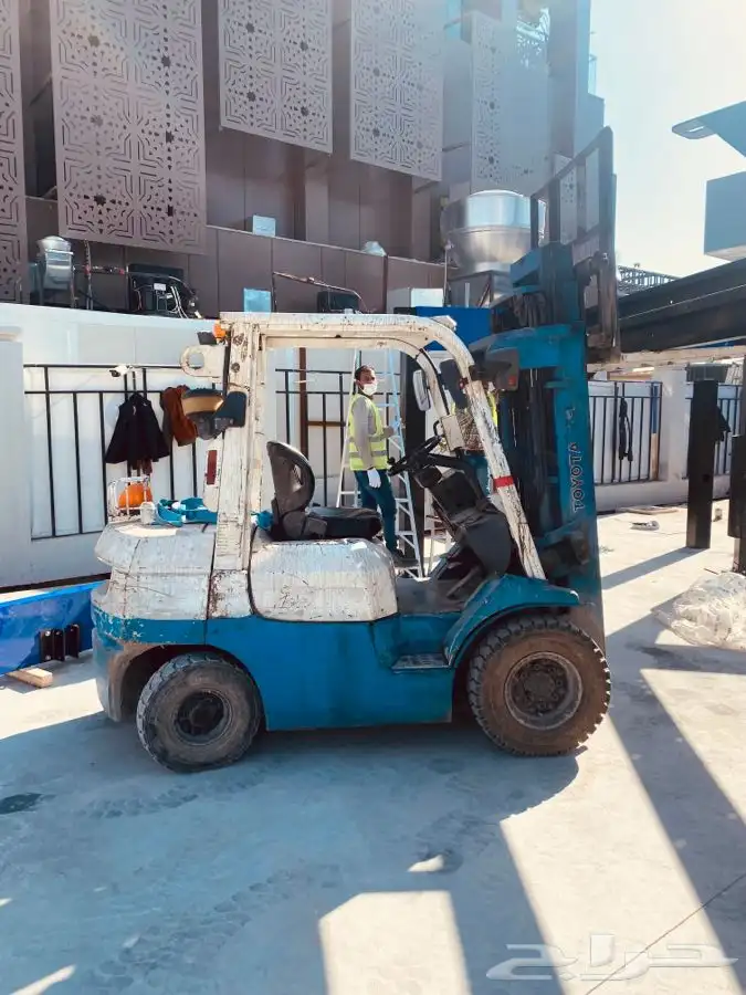 0554232130تاجير رافعات شوكيه فوركلفت كرينان ونش للايجار 5