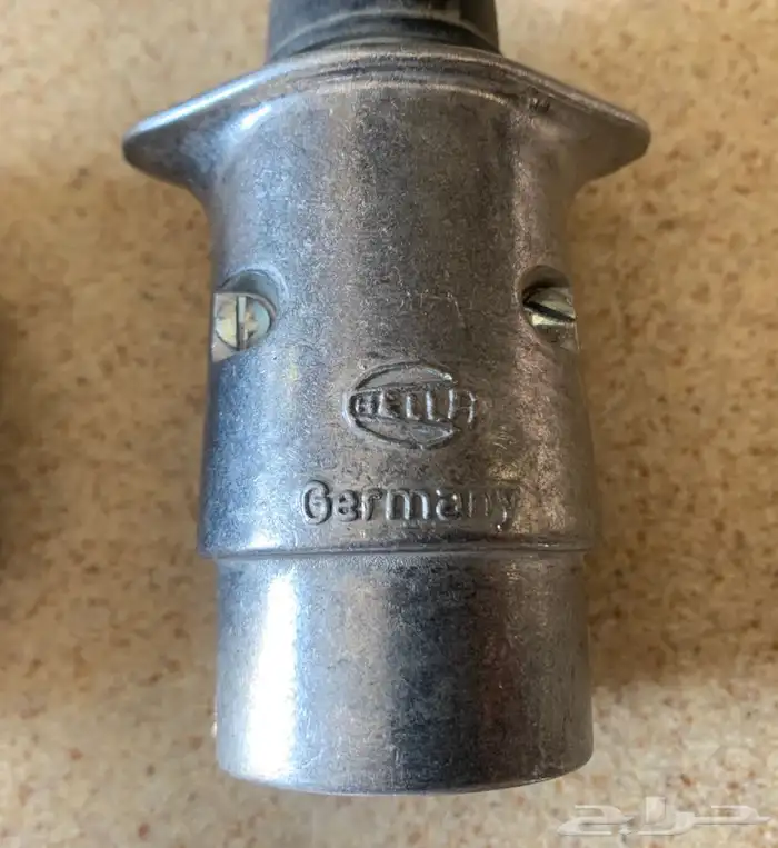 فيش منفذ كابلنق كهرب مقطورة عربة قلص ( صناعة الماني ) 2