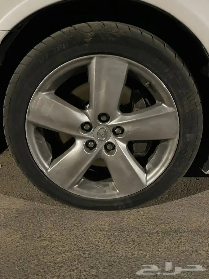 قطع غيار لكزس 460 3