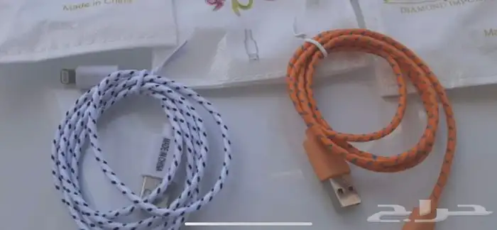 شاحن ايفن علي 3 ريال جمله اقل شي 100 4