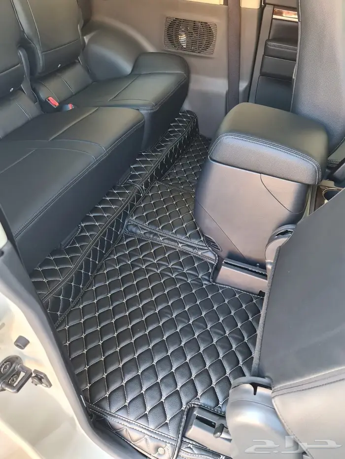 ارضيات جلد فاخره للسيارات  6