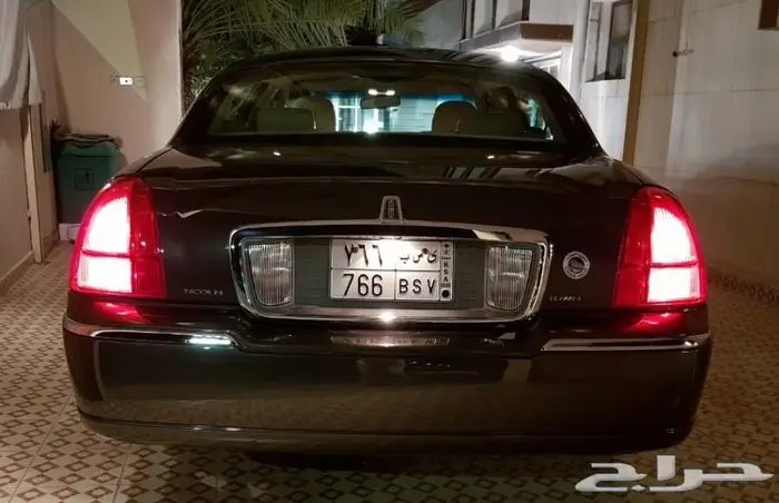تاون كار 2007 سعودي لارج نظيف جدا .. لون مميز 13