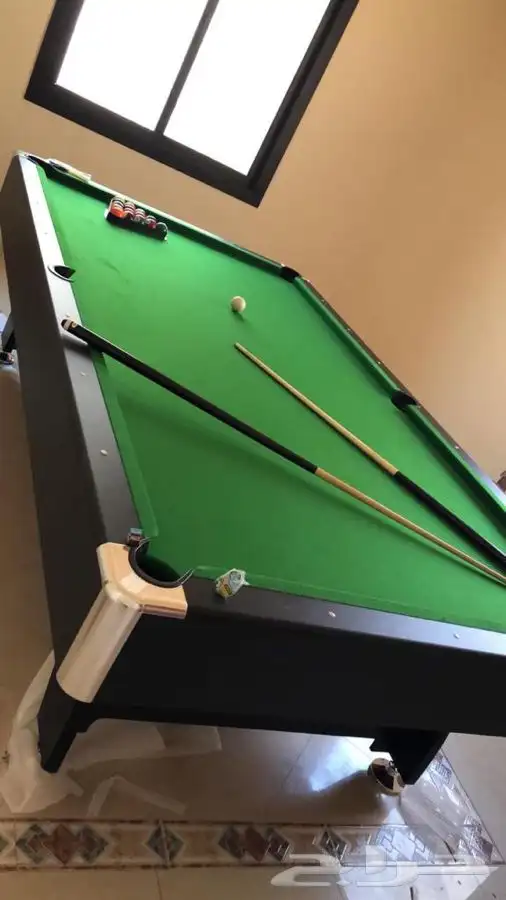 طاولة بلياردو الحجم الكبير 9 قدم جديدة بالكرتون 0