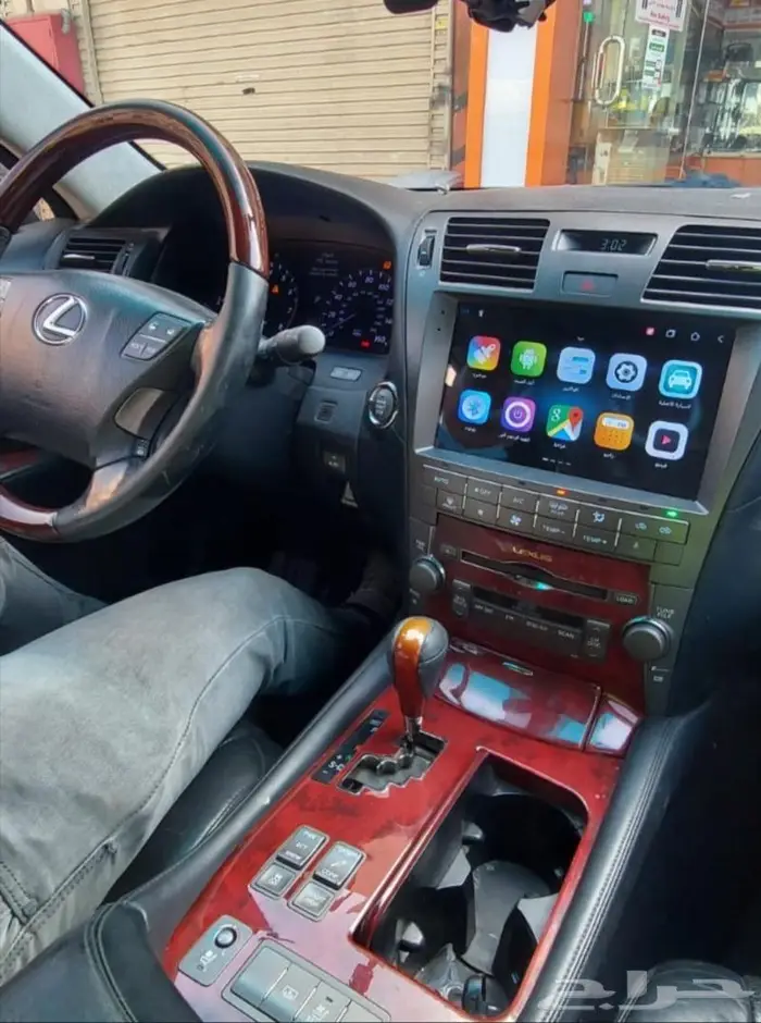 شاشه لكزسLEXUS_ LS 460 وعلئ حسب فئه السياره _شاشات سيارات 0