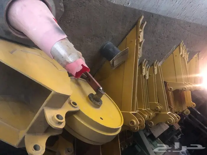 بوكلين جي سي بي قطع غيار جديده معدات نجران 8