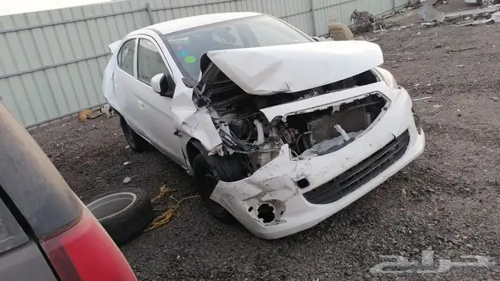 متسوبيشي اتراج تشليح قطع غيار اتراج 3