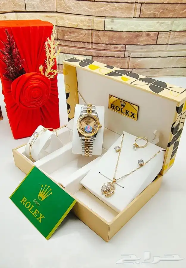 طقم شماغ. مع ملحقاته 33