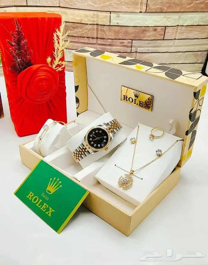 طقم شماغ. مع ملحقاته 35