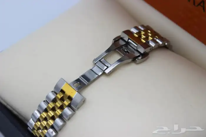 طقم شماغ. مع ملحقاته 67