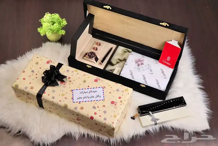 طقم شماغ. مع ملحقاته 7