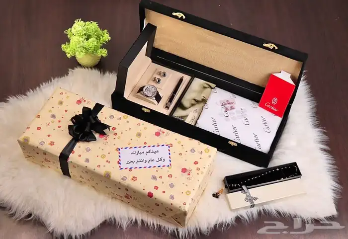 طقم شماغ. مع ملحقاته 6