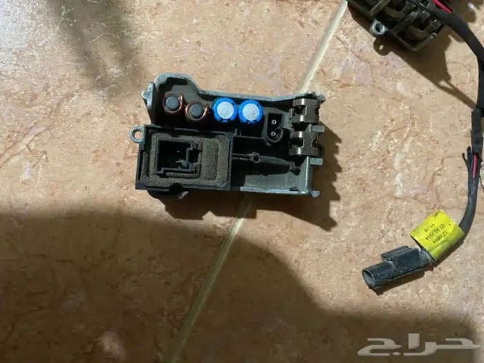 للبيع قطع جي كلاس 18