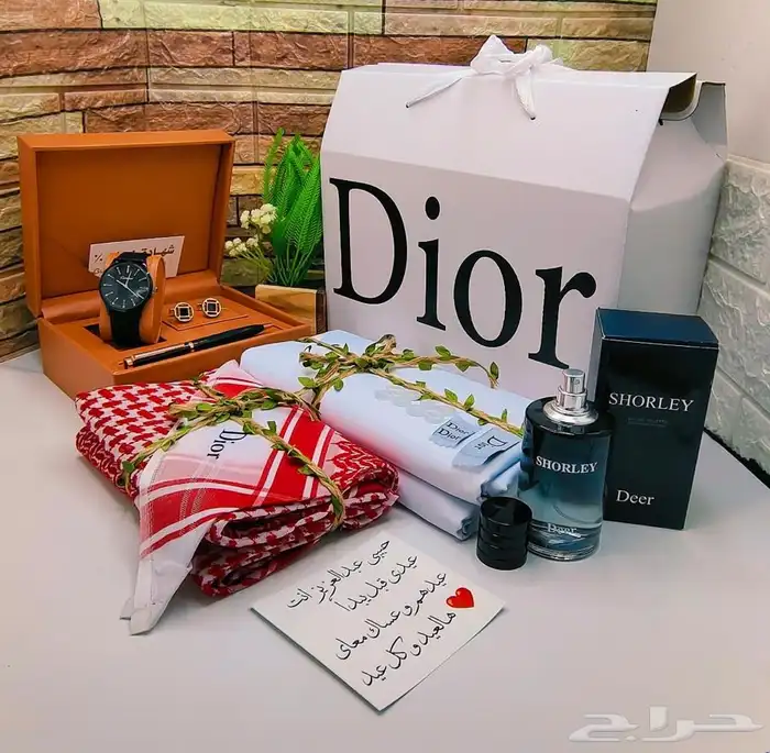 طقم شماغ. مع ملحقاته 73